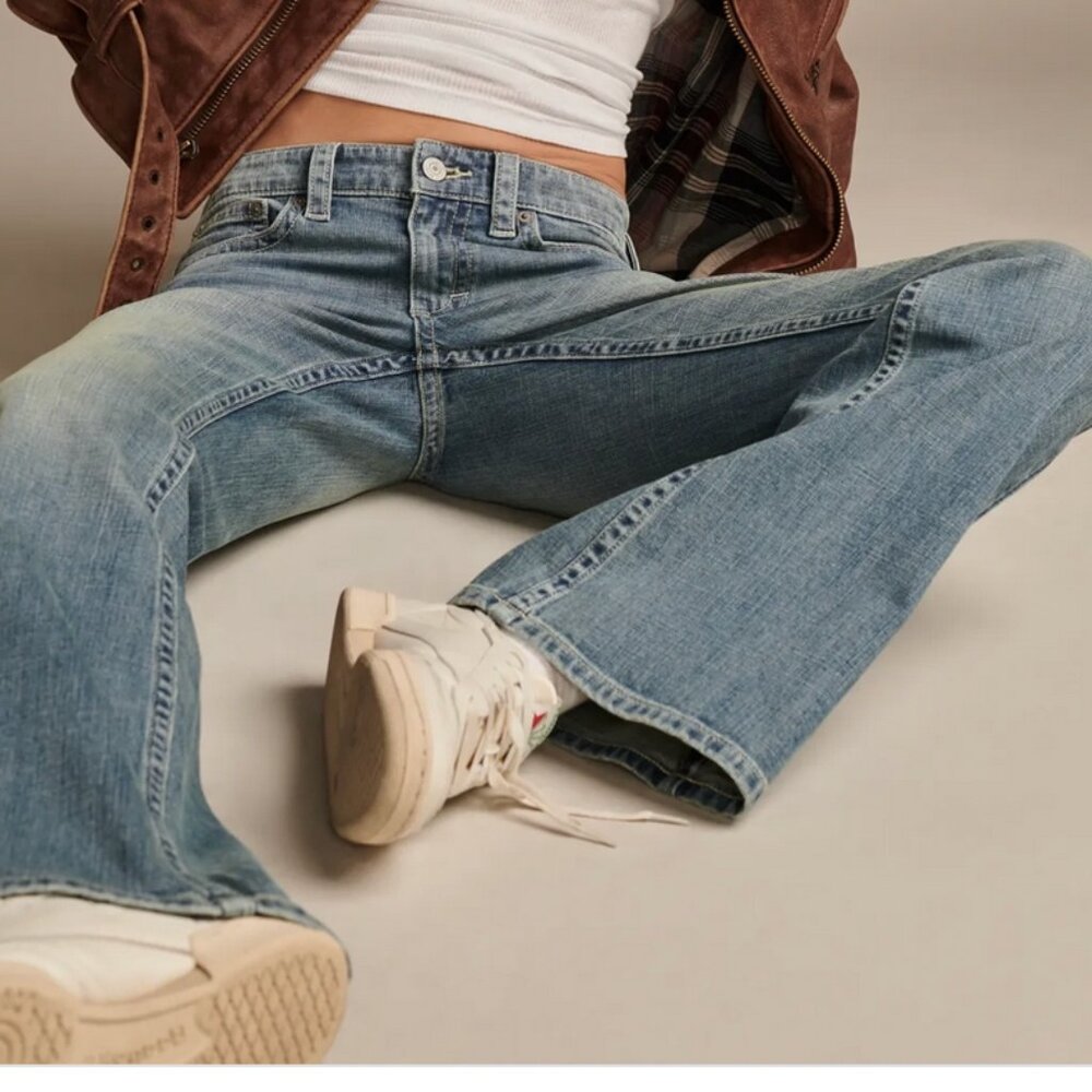 Lucky Brand lowrise bootleg jeans (32, classic blue) - Picture 10 of 11